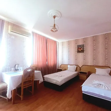 Hotel Kibor 2*